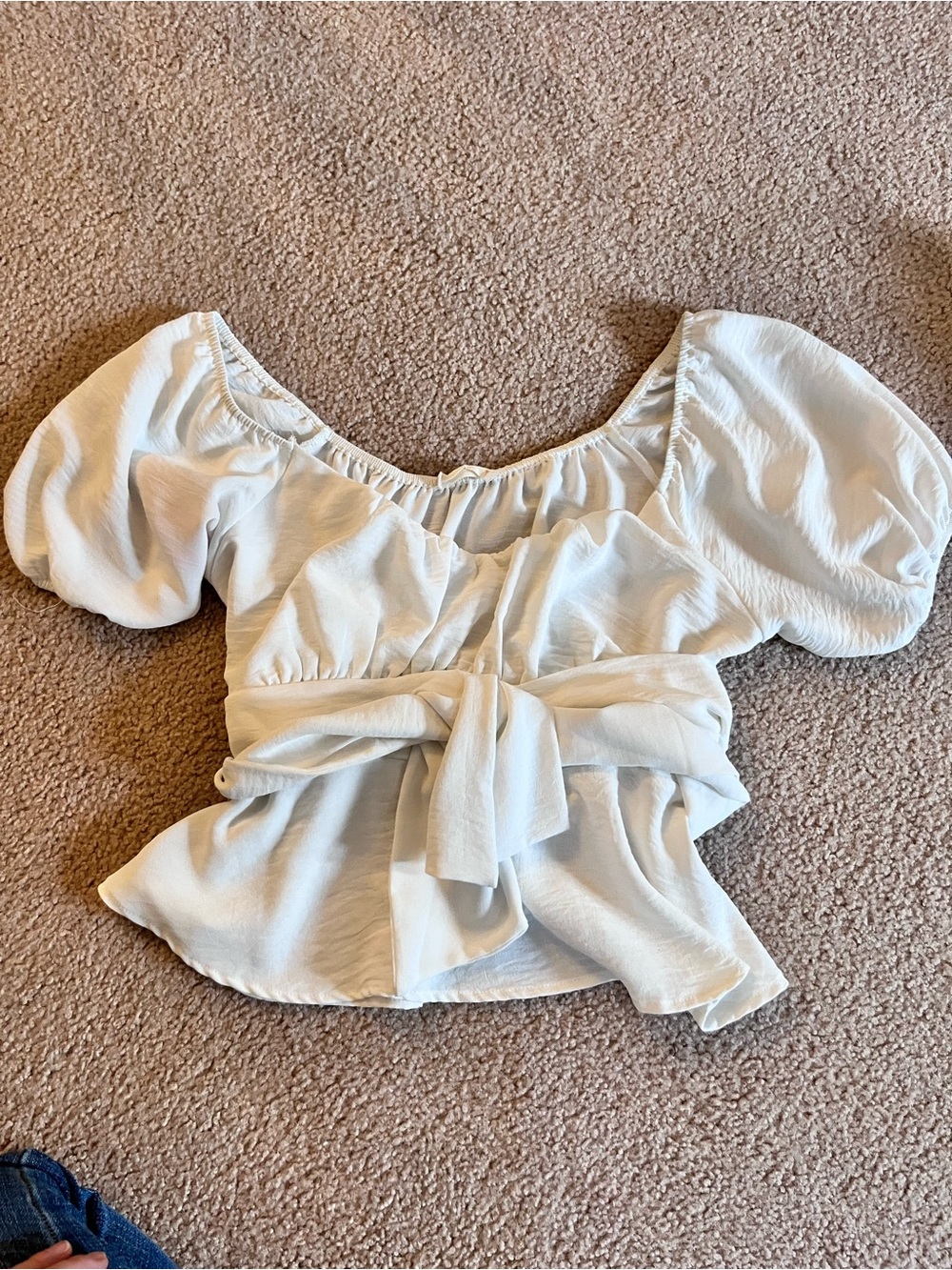 Women's Cream Puff-Sleeve Tie-Front Top